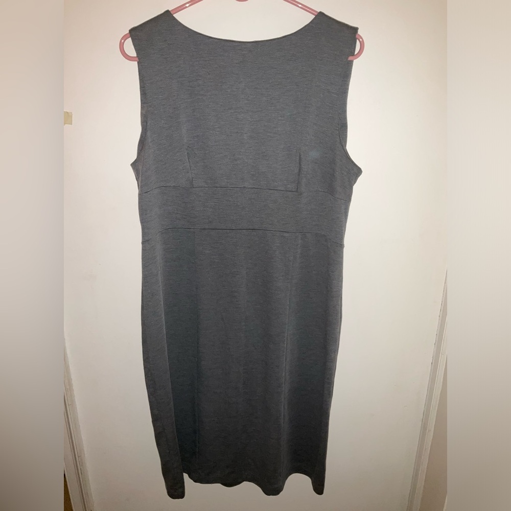 Sleeveless Midi Shift Dress in Charcoal Gray